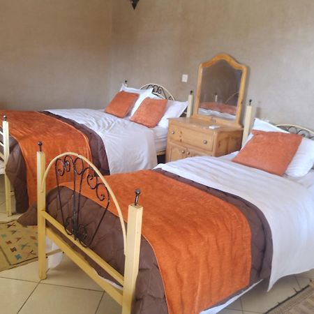 Hotel Riad Le Petit Prince Merzouga Habitación foto